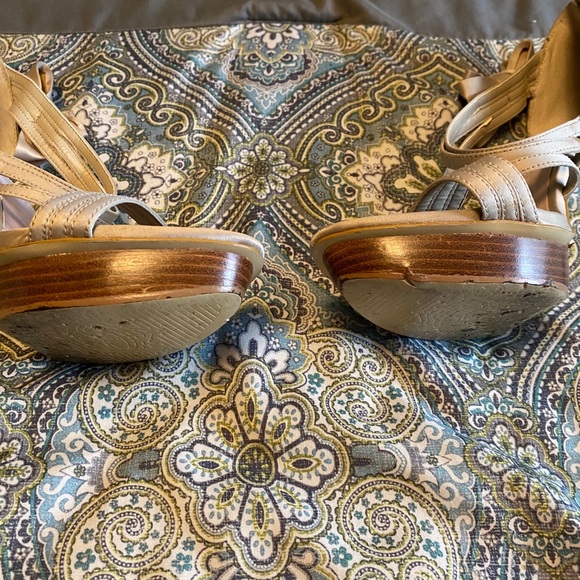 ⭐️ Nude strappy high heels - Picture 5 of 6